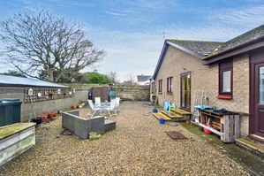 Photo 7- click for photo gallery